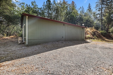 15309 Fawndale Rd, Redding, CA 96003 - photo 3