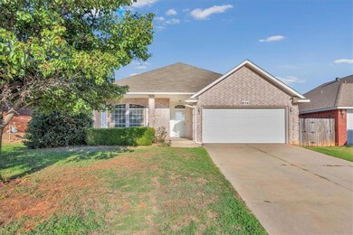 820 Elm Creek Dr, Moore, OK 73160 - photo 3