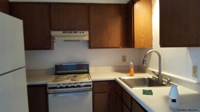 169 Central Ave unit 2nd floor, Albany, NY 12206 - photo 3