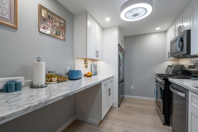 217 Cannongate Rd unit 217, Nashua, NH 03063 - photo 2