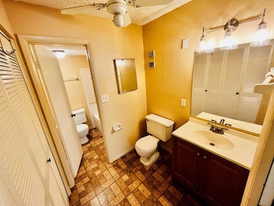 7529 Pitch Pine Cir unit D, Tampa, FL 33617 - photo 7