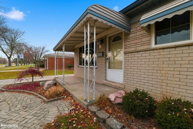 14627 Masonic Blvd, Warren, MI 48088 - photo 4