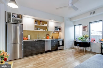 1942 N Front St unit 206, Philadelphia, PA 19122 - photo 5