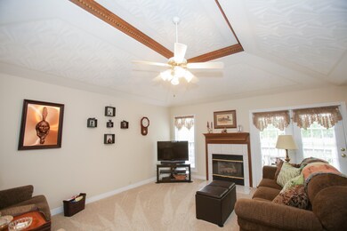 142 Highland Springs Ct, Mount Washington, KY 40047 - photo 3