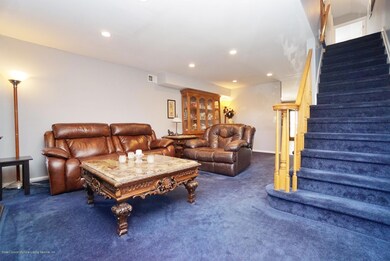 108 Pitney Ave, Staten Island, NY 10309 - photo 2