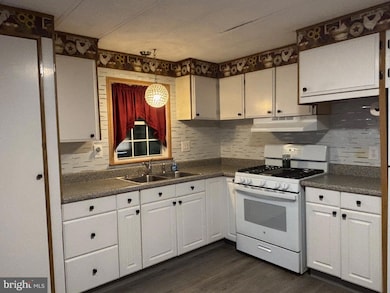 331 Tansboro Rd unit 30, Berlin, NJ 08009 - photo 5