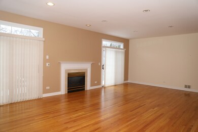 2727 Aspen Ct, Glenview, IL 60026 - photo 6