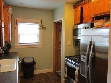 923 W New York St, Aurora, IL 60506 - photo 6