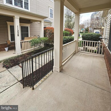 11236 Wortham Crest Cir unit 79, Manassas, VA 20109 - photo 3