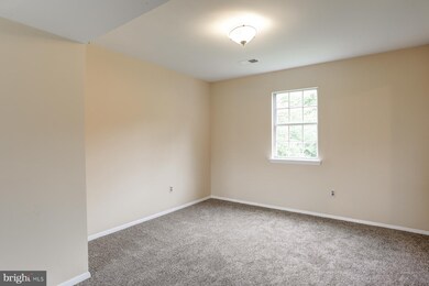 585 Harvest Dr, Harrisburg, PA 17111 - photo 7