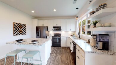 6422 Oak Village Dr, Louisville, KY 40228 - photo 6