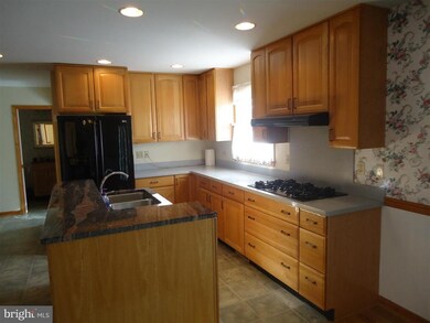 41475 Garrett Ct, Leonardtown, MD 20650 - photo 6