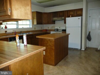 6706 Farmstead Ln, Fredericksburg, VA 22407 - photo 5