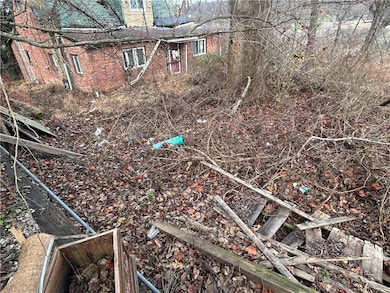 201 Latrobe St, McKeesport, PA 15133 - photo 5