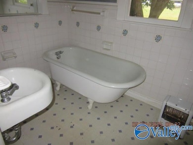 2103 Lee High Dr NE, Huntsville, AL 35811 - photo 5