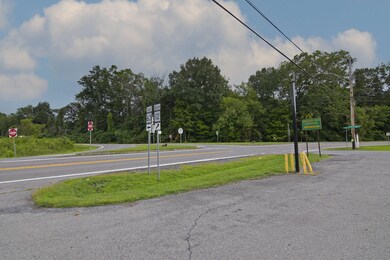 1931 Alta Dr, Alderson, WV 24910 - photo 4