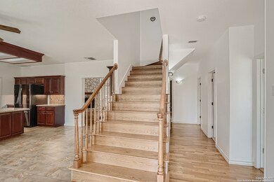 19027 Chimney Creek Rd, Helotes, TX 78023 - photo 4