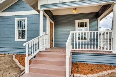 800 N Clements St, Gainesville, TX 76240 - photo 2