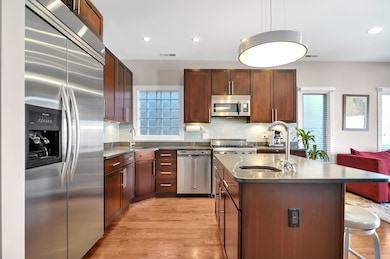 1738 N Campbell Ave, Chicago, IL 60647 - photo 3