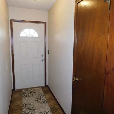 301 N Eastern Ave, Shawnee, OK 74801 - photo 3