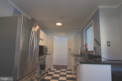 12152 Dove Cir, Laurel, MD 20708 - photo 7