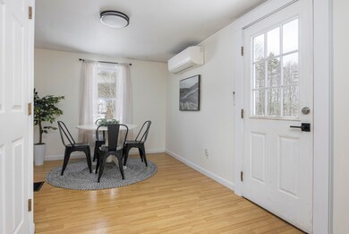 Entry/Dining Room