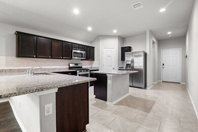 10138 Pine Trace Village Dr, Tomball, TX 77375 - photo 6