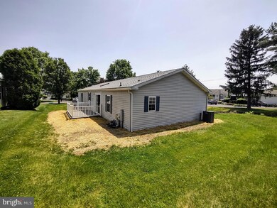 113 Carver Ln, Royersford, PA 19468 - photo 4