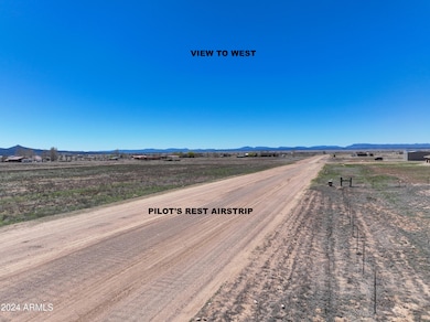 LOT 3 W Pilots Rest Airstrip unit 3, Paulden, AZ 86334 - photo 4