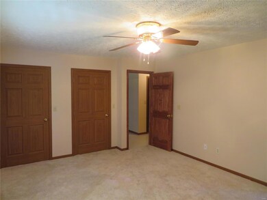 101 S Locust St, Dixon, MO 65459 - photo 7