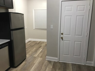 3019 N Gresham Ave, Chicago, IL 60618 - photo 6