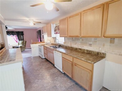 315 Durant Dr, Fayetteville, NC 28304 - photo 5