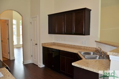 Kitchen, lots of countertop space