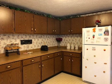 100 Ramona Dr SW, Milledgeville, GA 31061 - photo 5