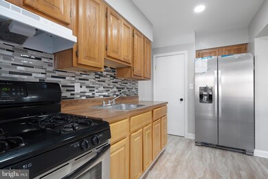 1930 Haselmere Rd, Dundalk, MD 21222 - photo 6