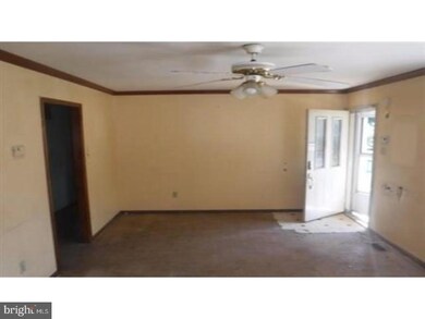 16 Fireside Ct, Willingboro, NJ 08046 - photo 2