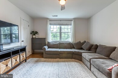 4610 28th Rd S unit B, Arlington, VA 22206 - photo 4