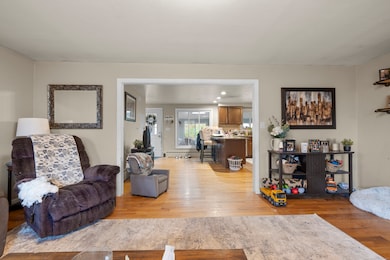 523 Chamberlain Hill Rd, Higganum, CT 06441 - photo 6