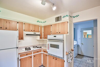 549 Ridgeway Dr, Twin Falls, ID 83301 - photo 5