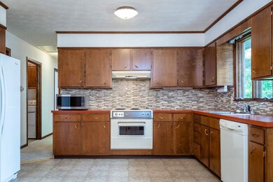 2840 Mattie Dr, Harrisonburg, VA 22801 - photo 7