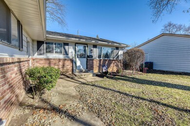 2188 Trent Rd, Columbus, OH 43229 - photo 5