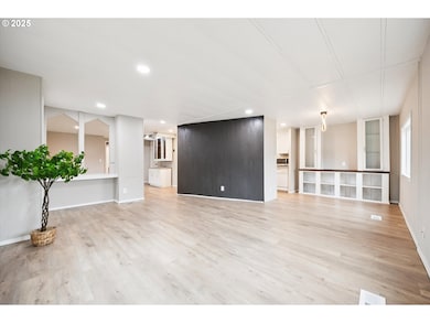 10701 SE Highway 212 unit P6, Clackamas, OR 97015 - photo 4