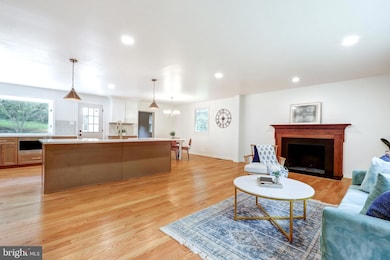 115 W Bishop Hollow Rd, Media, PA 19063 - photo 6