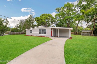 8091 Fabray Dr, Jacksonville, FL 32210 - photo 3