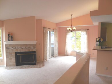 Living rm & dining room 2