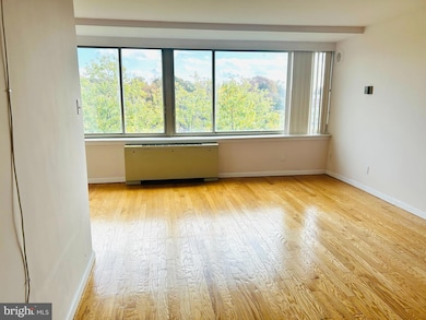 Taft Towers unit 903, Arlington, VA 22201 - photo 5