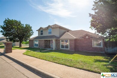 608 Skyline Dr, Copperas Cove, TX 76522 - photo 2