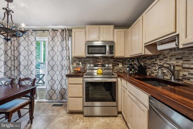 3420 Whispering Hills Place, Laurel, MD 20724 - photo 3