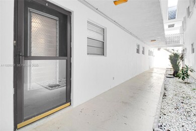 6505 Winfield Blvd unit B4, Margate, FL 33063 - photo 2