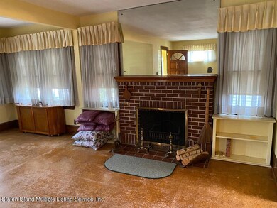 121 Bache Ave, Staten Island, NY 10306 - photo 6